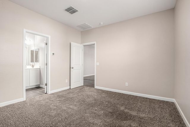 10773 W Swayback Pass, Peoria, AZ 85383