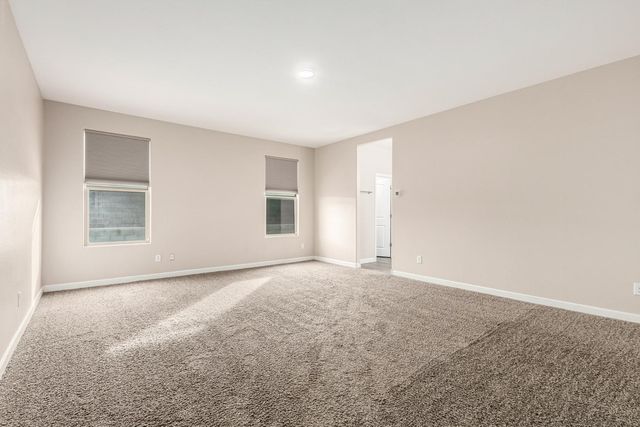 10773 W Swayback Pass, Peoria, AZ 85383