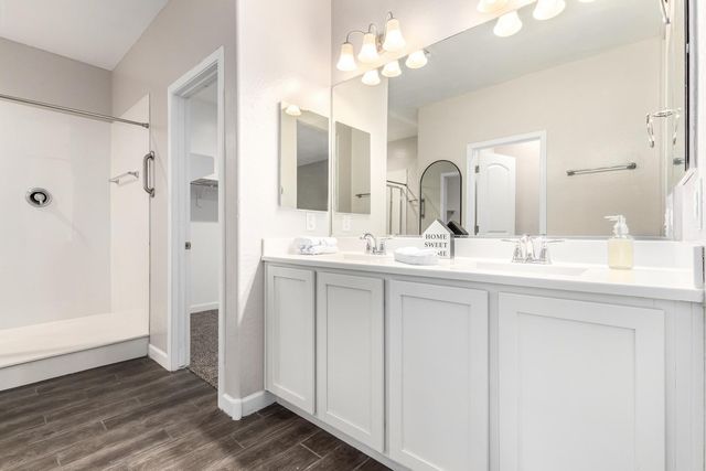 10773 W Swayback Pass, Peoria, AZ 85383