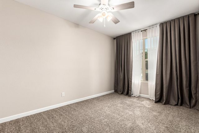 10773 W Swayback Pass, Peoria, AZ 85383