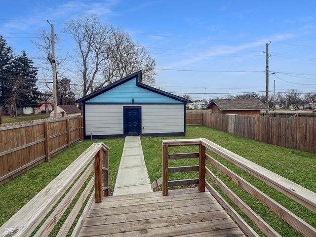 2435 Columbia Avenue, Indianapolis, IN 46205