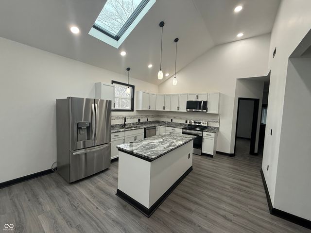 2435 Columbia Avenue, Indianapolis, IN 46205