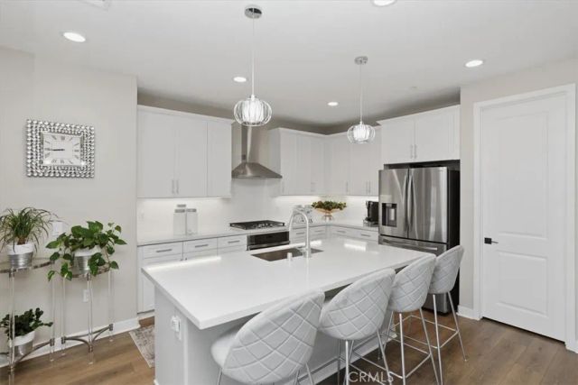 2826 Hillsten Way, Corona, CA 92883