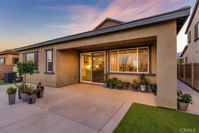 2826 Hillsten Way, Corona, CA 92883