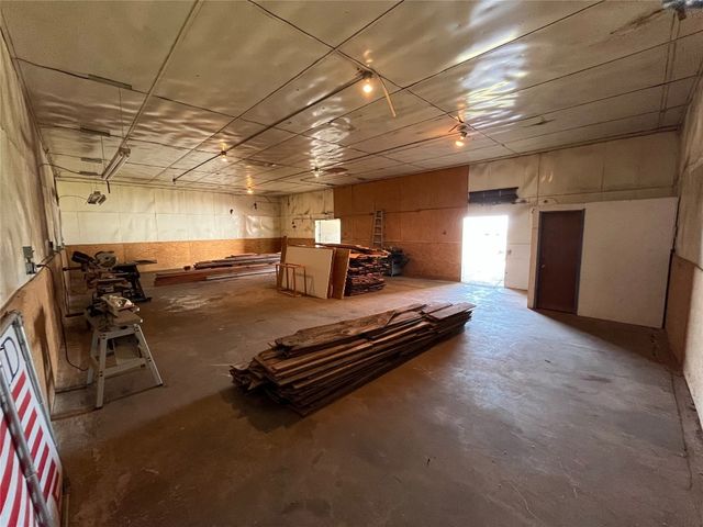 324 N 9th Avenue, Stroud, OK 74079
