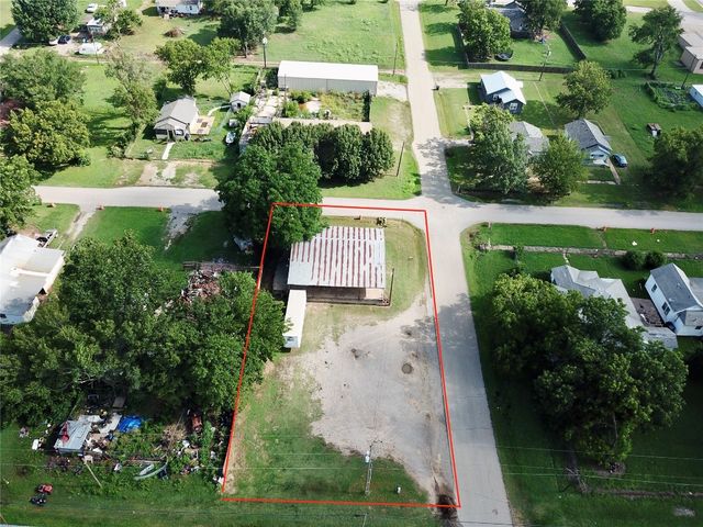 324 N 9th Avenue, Stroud, OK 74079