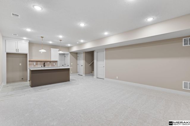 16618 Abigail Street, Bennington, NE 68007