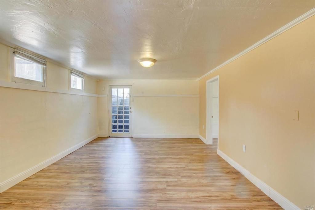 Image 12 of property listing at 206 Crest Street, Antioch, CA 94509