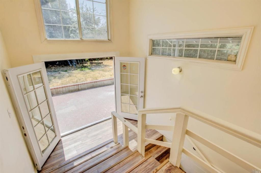 Image 21 of property listing at 206 Crest Street, Antioch, CA 94509