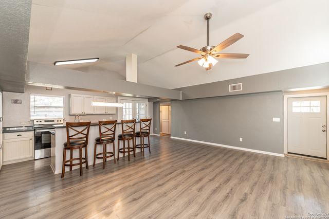 2401 COUNTY ROAD 343, Hondo, TX 78861