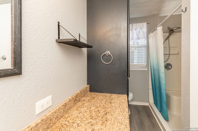 2401 COUNTY ROAD 343, Hondo, TX 78861