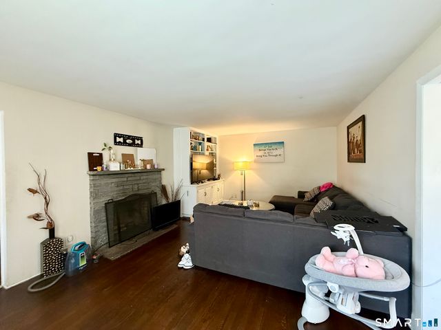 1012 Bunker Hill Avenue, Waterbury, CT 06708