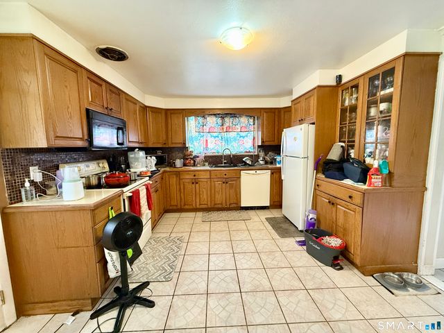 1012 Bunker Hill Avenue, Waterbury, CT 06708