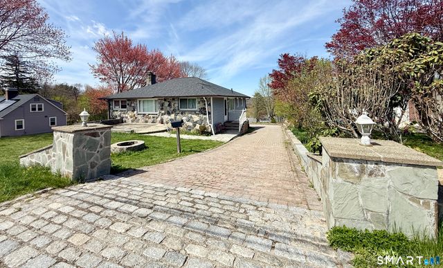 1012 Bunker Hill Avenue, Waterbury, CT 06708