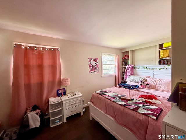 1012 Bunker Hill Avenue, Waterbury, CT 06708