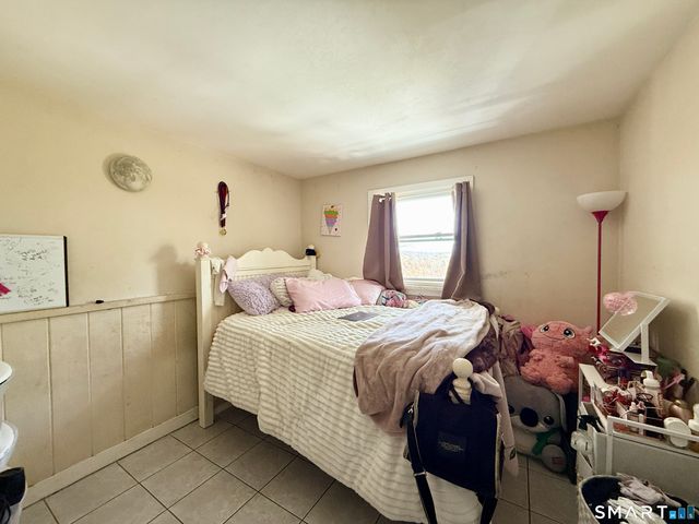 1012 Bunker Hill Avenue, Waterbury, CT 06708