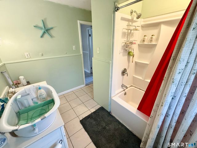 1012 Bunker Hill Avenue, Waterbury, CT 06708