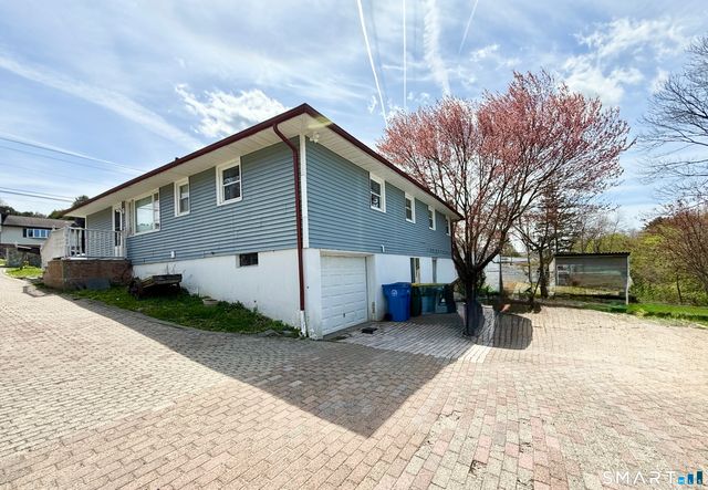 1012 Bunker Hill Avenue, Waterbury, CT 06708