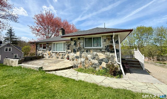1012 Bunker Hill Avenue, Waterbury, CT 06708