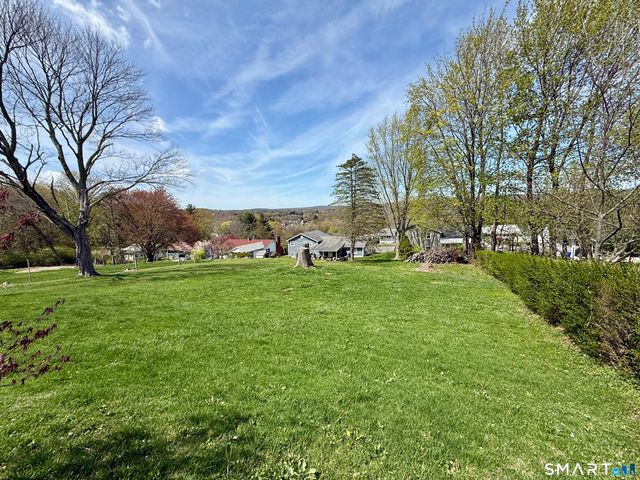 1012 Bunker Hill Avenue, Waterbury, CT 06708
