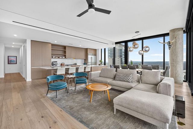 610 Davis ST 4504, Austin, TX 78701