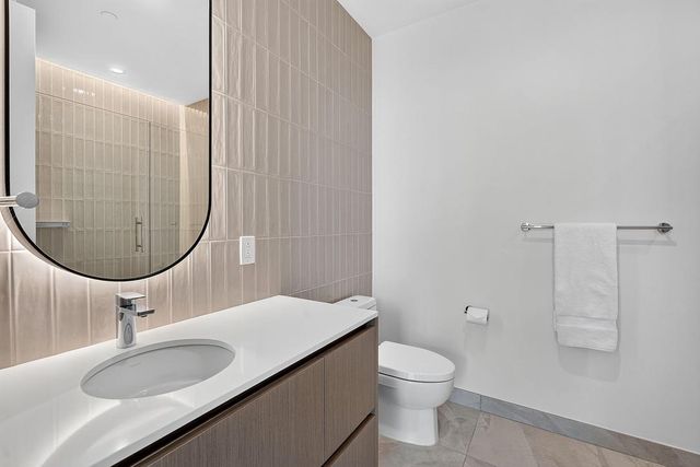 610 Davis ST 4504, Austin, TX 78701