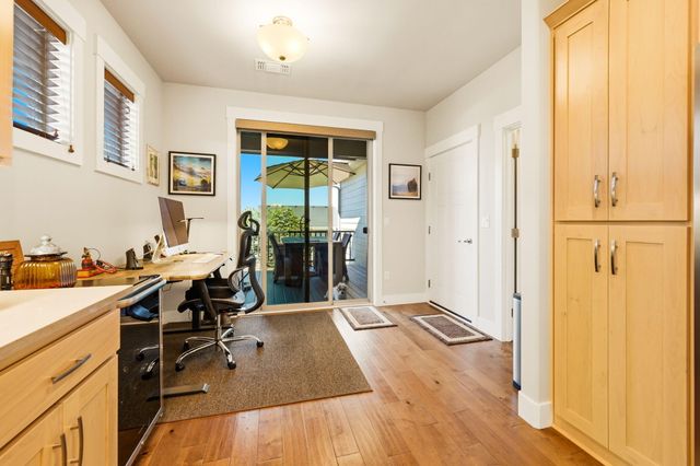550 Windsong Way, Medford, OR 97504