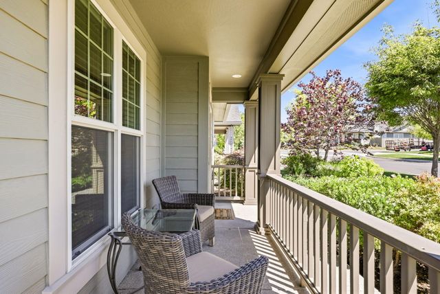 550 Windsong Way, Medford, OR 97504