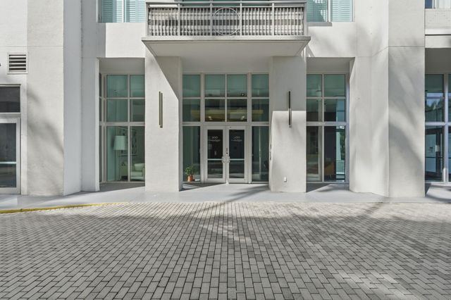 300 S Australian Avenue 1204, West Palm Beach, FL 33401