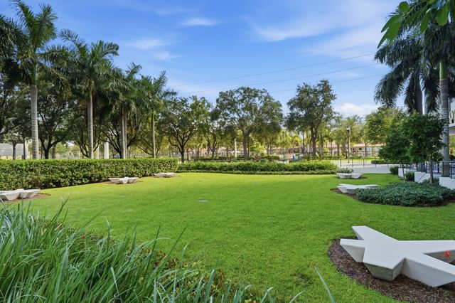 300 S Australian Avenue 1204, West Palm Beach, FL 33401