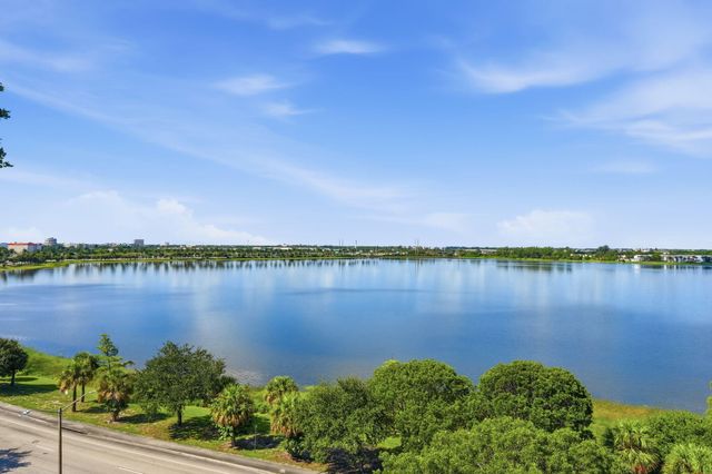 300 S Australian Avenue 1204, West Palm Beach, FL 33401