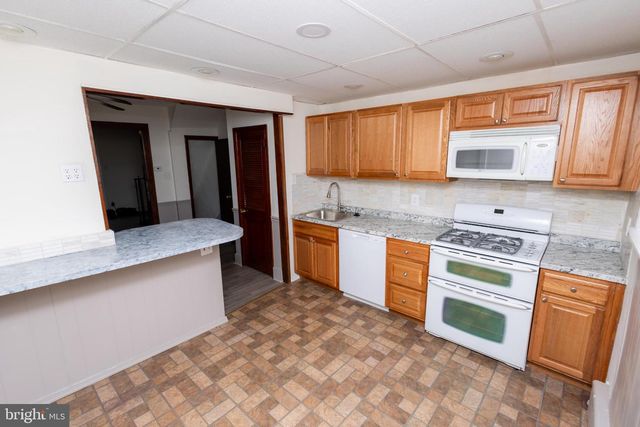 4243 FROST ST, Philadelphia, PA 19136