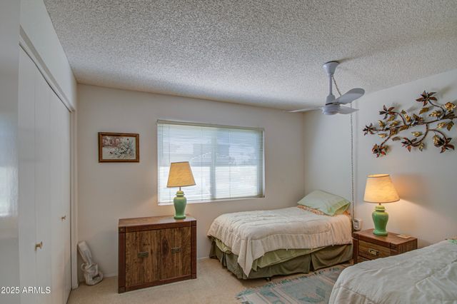 25273 S BERRY BROOK Drive, Sun Lakes, AZ 85248