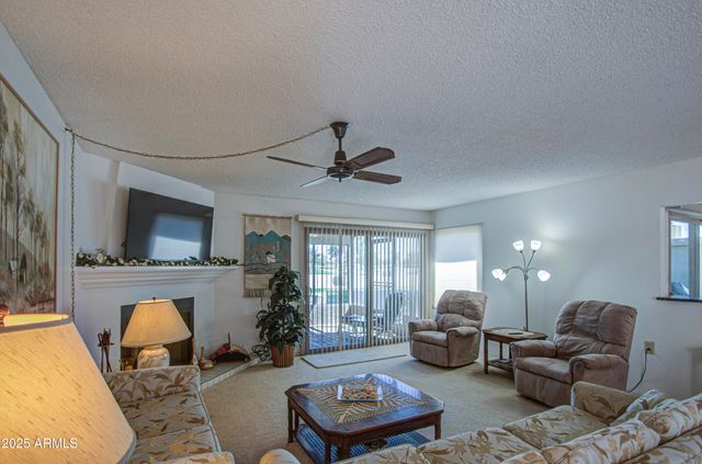 25273 S BERRY BROOK Drive, Sun Lakes, AZ 85248