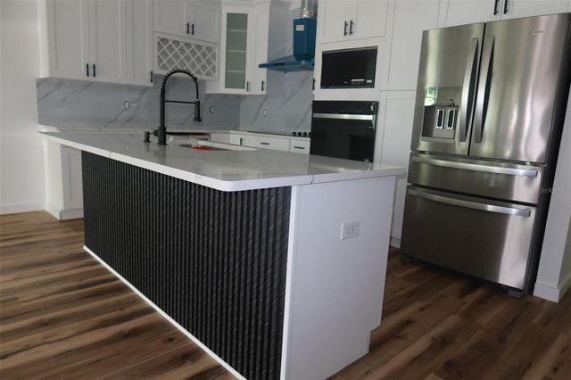 611 ELM STREET, Safety Harbor, FL 34695