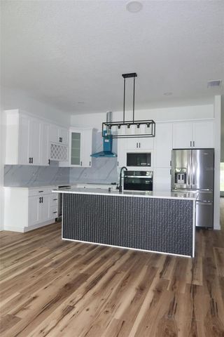 611 ELM STREET, Safety Harbor, FL 34695