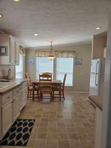 337 Clam Shell Circle, Murrells Inlet, SC 29576