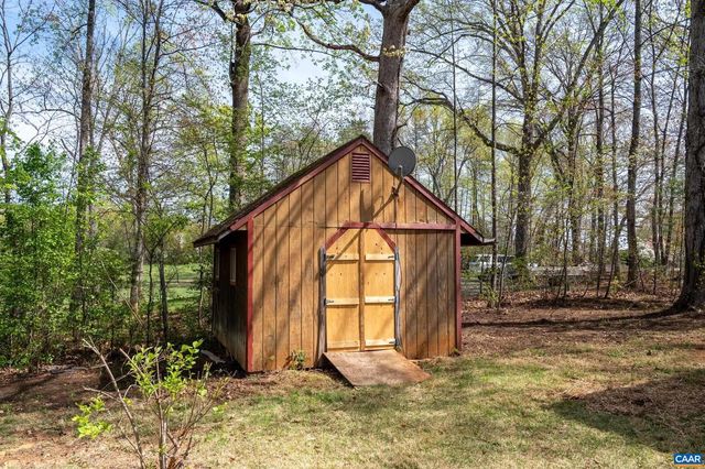 6709 SPRING HILL RD, Ruckersville, VA 22968