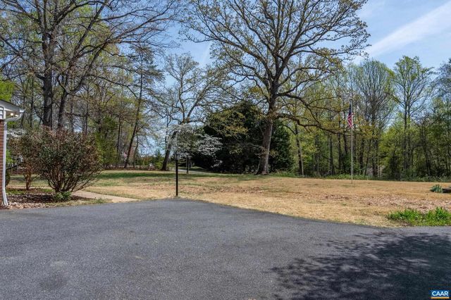 6709 SPRING HILL RD, Ruckersville, VA 22968