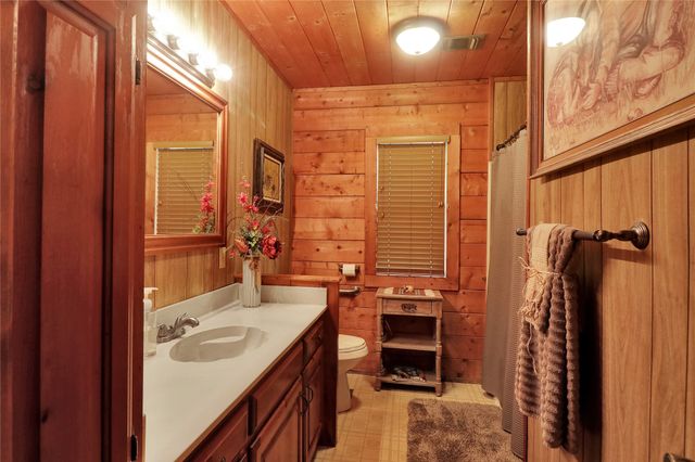 4073 E Fm 852, Winnsboro, TX 75494