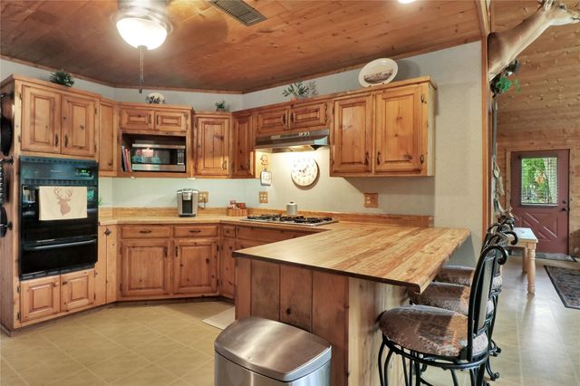 4073 E Fm 852, Winnsboro, TX 75494