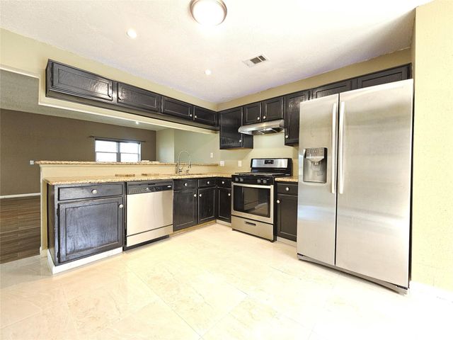 13327 Bridgewalk Lane, Houston, TX 77041