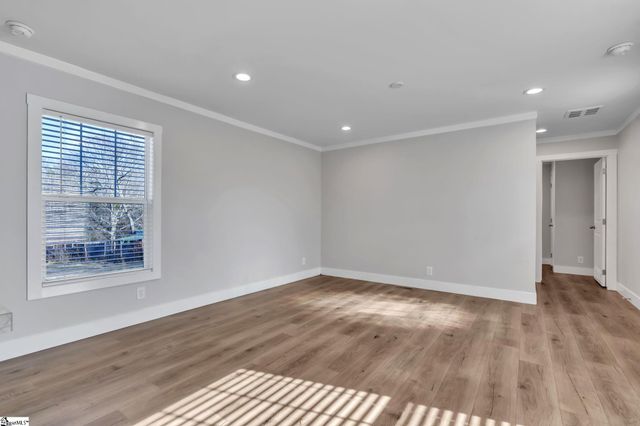 1949 Old Grove Road, Piedmont, SC 29673