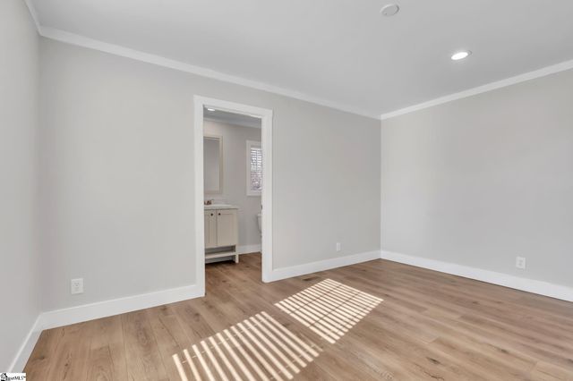 1949 Old Grove Road, Piedmont, SC 29673