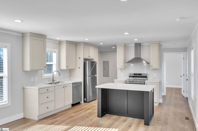 1949 Old Grove Road, Piedmont, SC 29673