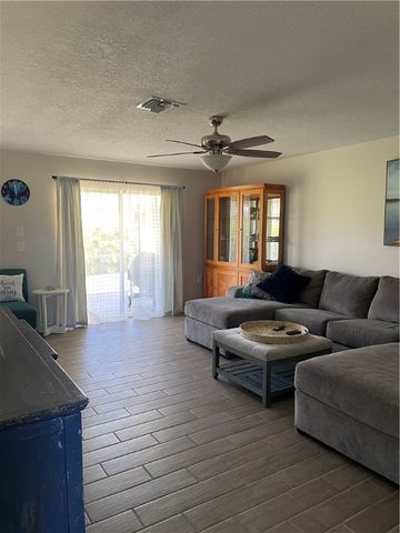 1421 Thornhill Lane, Sebastian, FL 32958