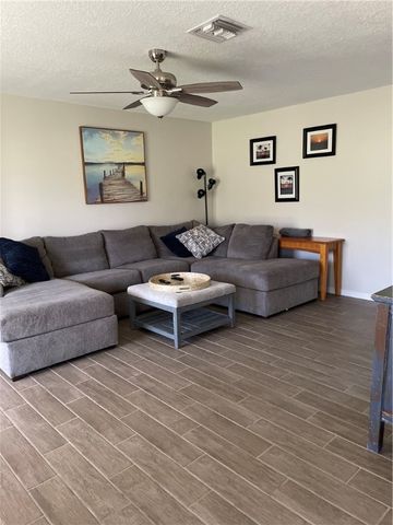 1421 Thornhill Lane, Sebastian, FL 32958