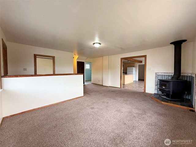 219 Mossyrock Avenue, Mossyrock, WA 98564