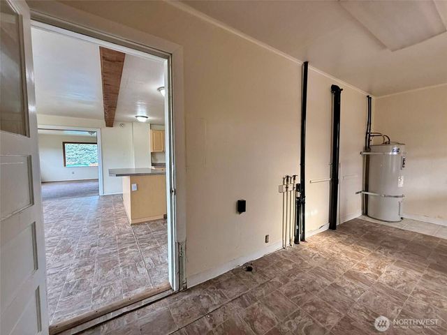 219 Mossyrock Avenue, Mossyrock, WA 98564