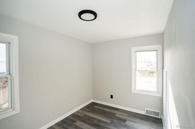 19820 Avalon Street, St. Clair Shores, MI 48080